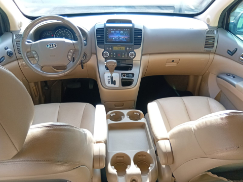 Kia CARNIVAL EX 3.5 V6 7LUGARES 2015