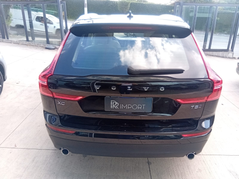 Volvo VOLVO XC60 T5 MOMENTUM  2.0 245CV 2018