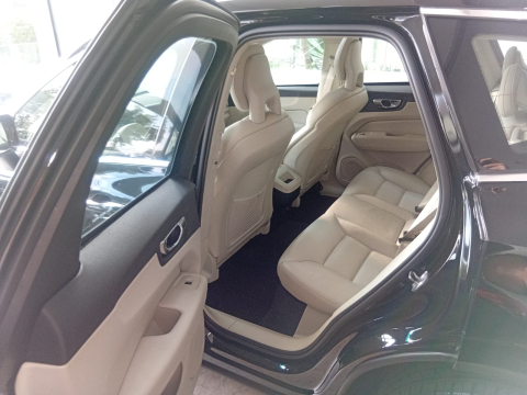 Volvo VOLVO XC60 T5 MOMENTUM  2.0 245CV 2018
