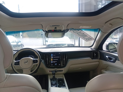Volvo VOLVO XC60 T5 MOMENTUM  2.0 245CV 2018