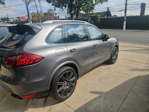 Porsche CAYENNE S 4.8 V8 2013