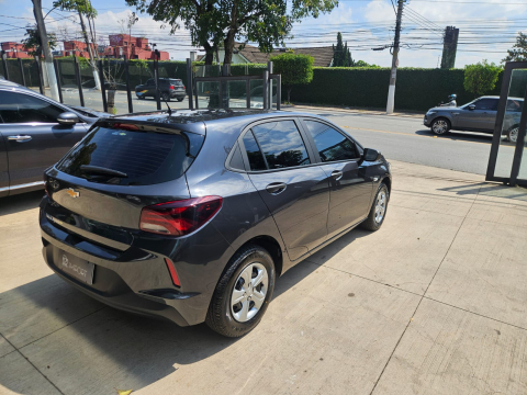 Chevrolet ONIX 1.0 2025