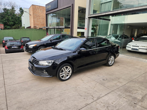 Volkswagen  JETTA 2.0 TURBO HIGHLINE  2014/2015