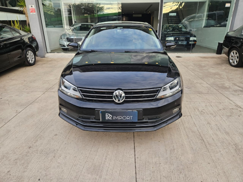 Volkswagen  JETTA 2.0 TURBO HIGHLINE  2015