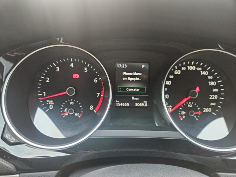 Volkswagen  JETTA 2.0 TURBO HIGHLINE  2015