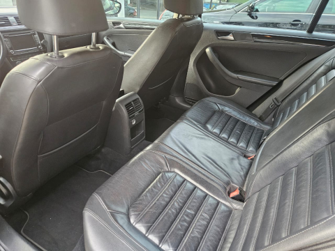 Volkswagen  JETTA 2.0 TURBO HIGHLINE  2015