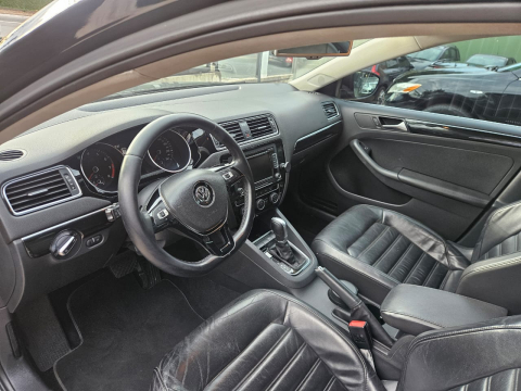 Volkswagen  JETTA 2.0 TURBO HIGHLINE  2015