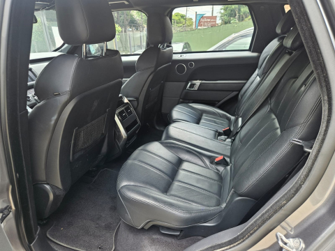 Land Rover RANGE ROVER SE 3.O V6 2016