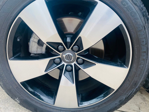 Volvo XC40 2.0 T4 Momentum 5p 2021