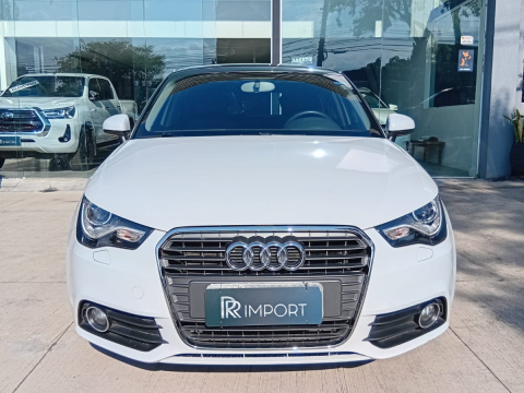Audi A1 1.4 Tfsi Attraction S-tronic 5p 2013