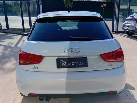 Audi A1 1.4 Tfsi Attraction S-tronic 5p 2013